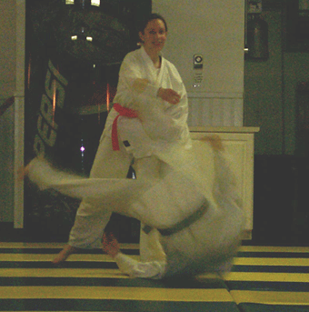 lisa throwing